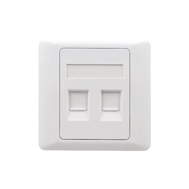 Ano ang mga pakinabang ng paggamit ng mga faceplate ng network na may mga modular jacks o pagsingit para sa mas madaling pagpapasadya?